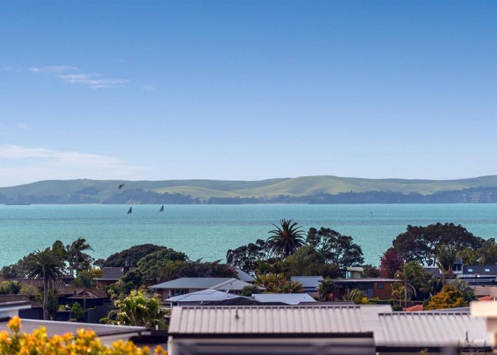  at 48 Park Rise, Campbells Bay, North Shore City, Auckland