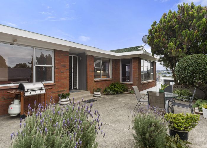  at 61 Taylor Road, Mangere Bridge, Auckland