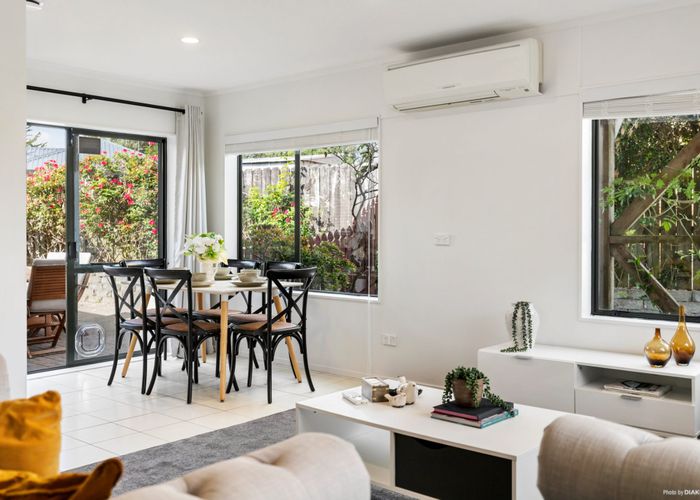  at 53 Riverton Drive, Randwick Park, Auckland