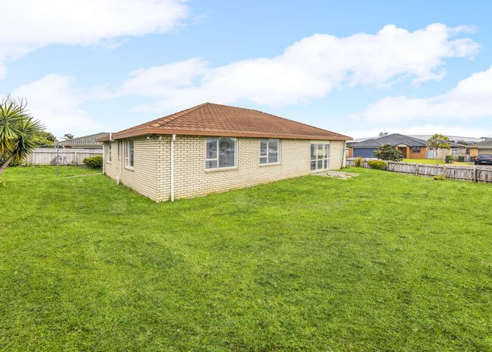  at 48 Naylors Drive, Mangere, Auckland