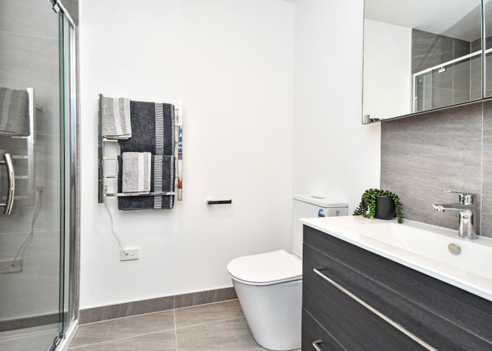  at 9B Playfair Road, Mount Roskill, Auckland City, Auckland