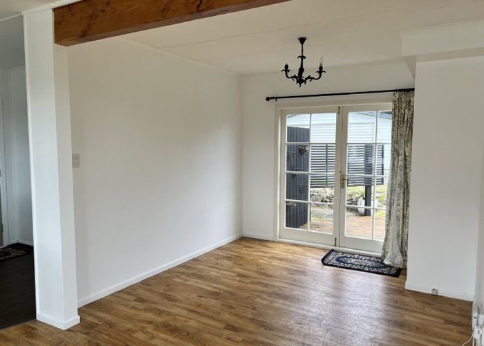  at 6 Kaitawa Street, Waikanae Beach, Kapiti Coast, Wellington