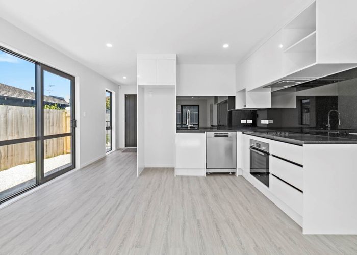  at 10/13 Kimpton Road, Papatoetoe, Manukau City, Auckland