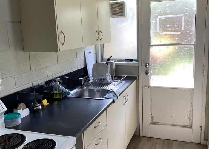  at 3/12 Oakley Avenue, Claudelands, Hamilton, Waikato