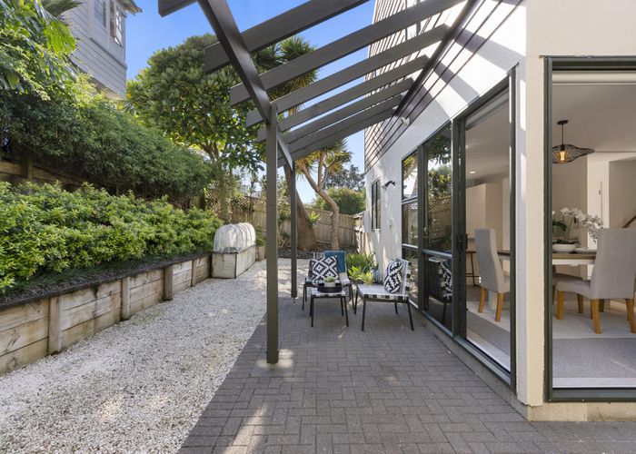  at 2/20 Quadrant Road, Onehunga, Auckland City, Auckland