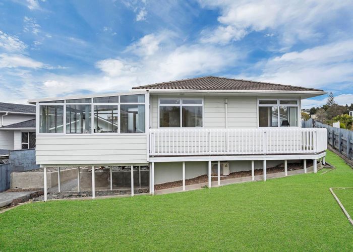  at 99 Sycamore drive, Sunnynook, North Shore City, Auckland