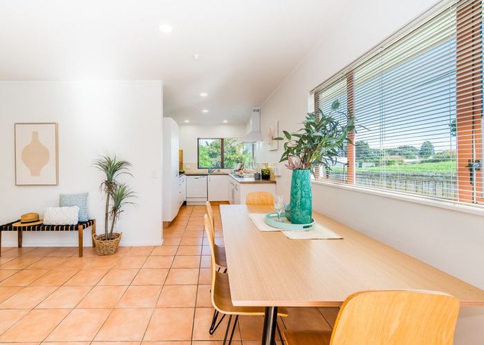  at 76 Hinemoa Street, Paraparaumu