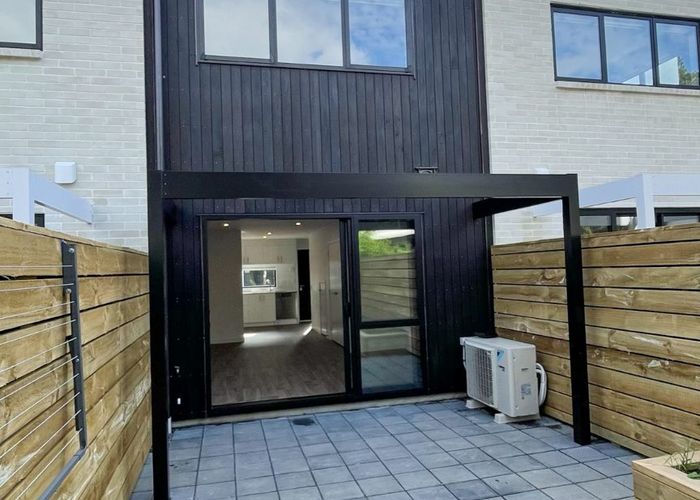  at 4 Whanui Place, Mangere Bridge, Manukau City, Auckland