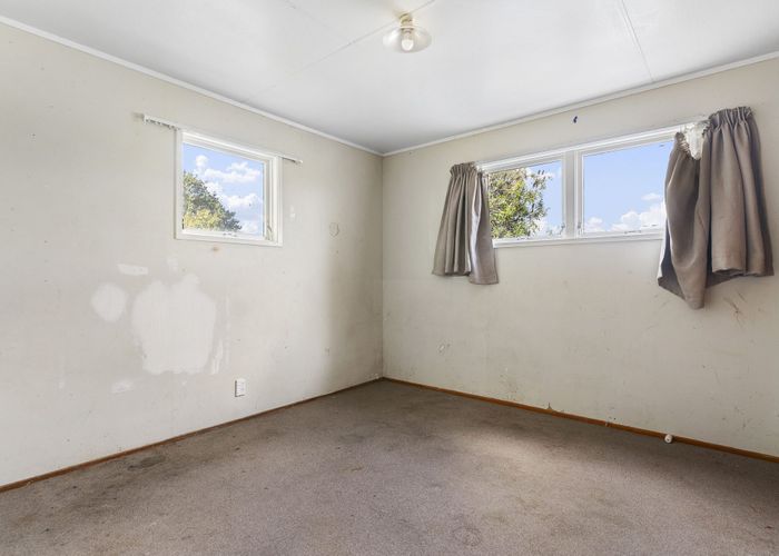  at 42 Danbury Drive, Torbay, North Shore City, Auckland