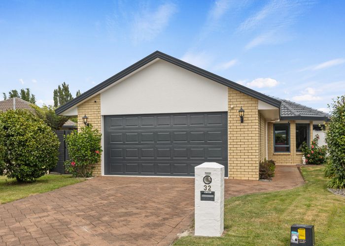  at 32 Bahamas Key, Papamoa Beach, Tauranga, Bay Of Plenty