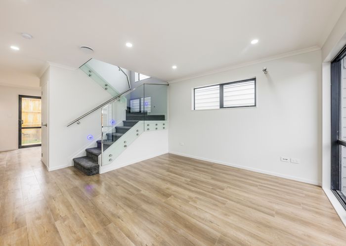  at 6B Christmas Road, Manurewa, Auckland