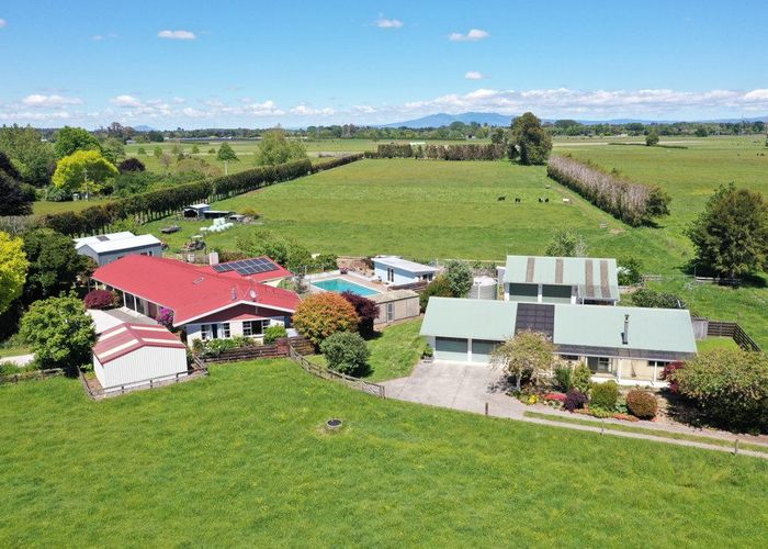  at 154 Hoeka Road, Matangi