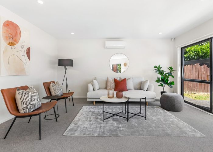  at 2/456 Point Chevalier Road, Point Chevalier, Auckland