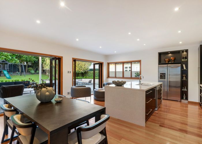  at 8 Clarke Road, Onehunga, Auckland