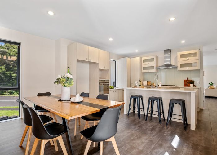  at 26 Bellagio Way, Flat Bush, Manukau City, Auckland