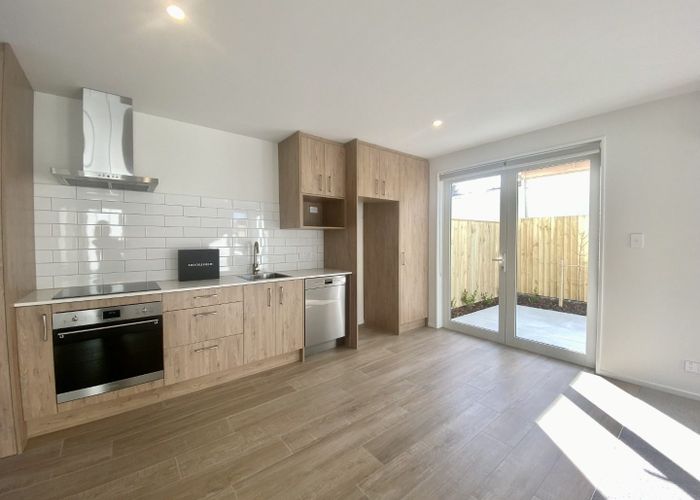  at 2/87  Barbour Street, Waltham, Christchurch City, Canterbury