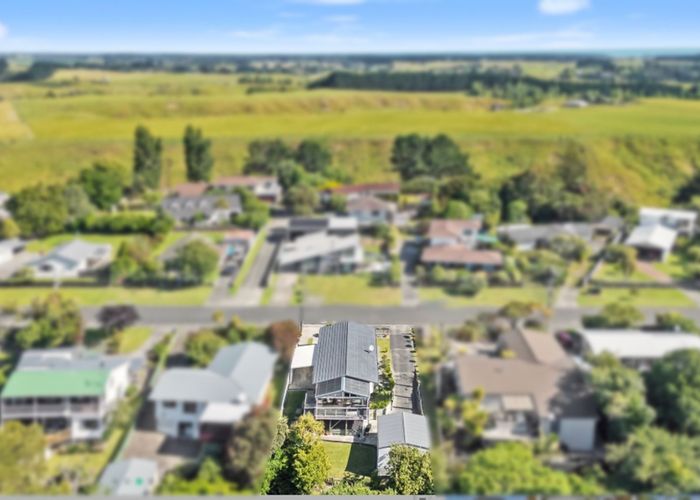  at 16 Burtts Road, Durie Hill, Whanganui, Manawatu / Whanganui