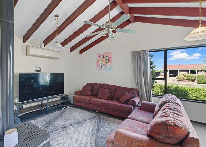  at 12 Harkness Place, Avonhead, Christchurch City, Canterbury