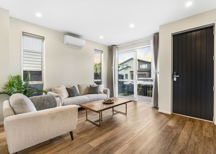  at 7 Hiki Street, Hobsonville, Waitakere City, Auckland