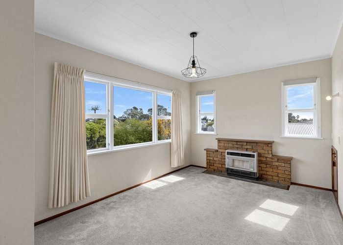  at 111 Mangorei Road, Merrilands, New Plymouth