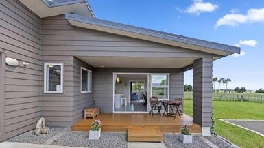  at 25 Ryland Park, Levin, Levin