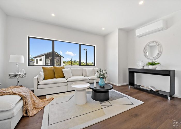  at 5/20 Melia Place, Stanmore Bay, Rodney, Auckland