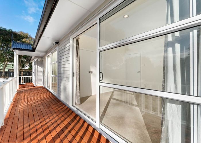  at 34 Kingdale Road, Henderson, Waitakere City, Auckland