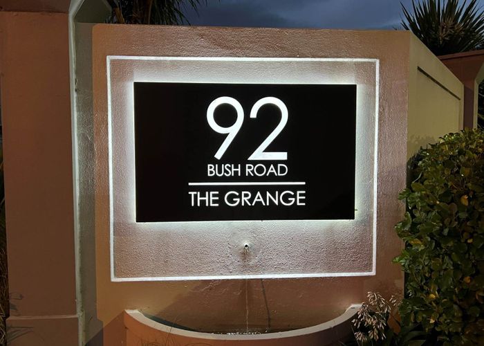  at 13/92 Bush Road, Albany, Auckland