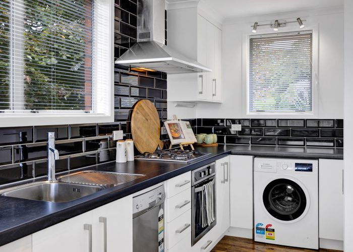  at 60 Tavistock Street, Westown, New Plymouth