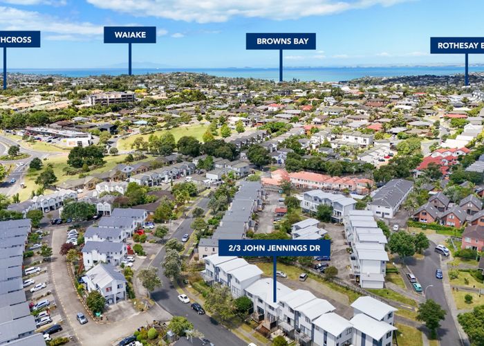  at 2/3 John Jennings Drive, Oteha, Auckland