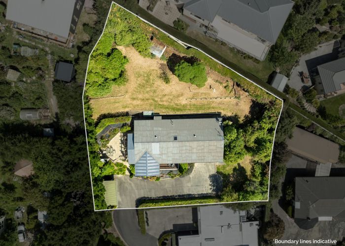  at 425 Cashmere Road, Westmorland, Christchurch