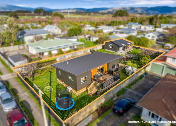  at 95 Atkinson Avenue, Otaki Beach, Otaki
