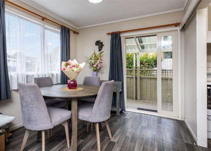  at 42 & 42A Vina Place, Massey, Waitakere City, Auckland