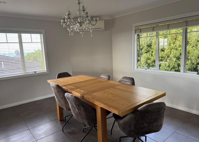  at 235B East Coast Road, Sunnynook, North Shore City, Auckland