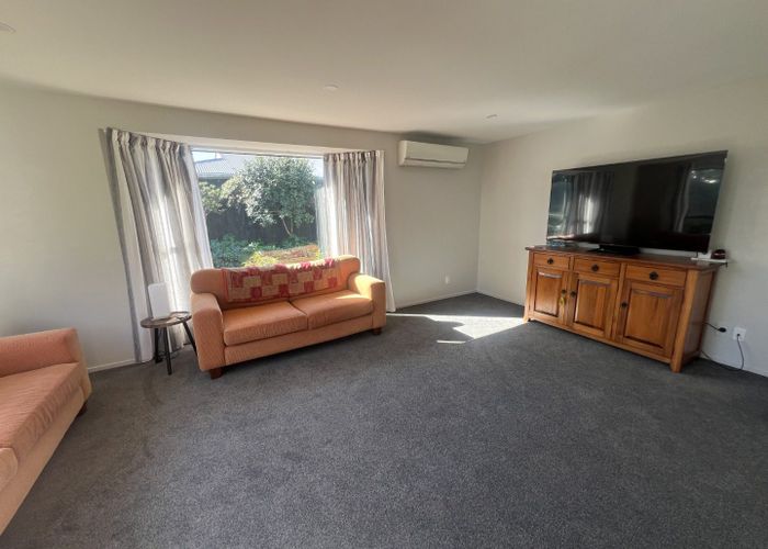  at 1/120B Roydvale Avenue, Burnside, Christchurch City, Canterbury