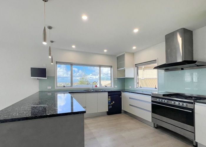  at 42 Monarch Avenue, Hillcrest, North Shore City, Auckland