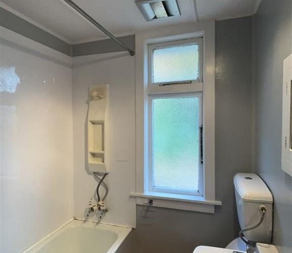  at 77 Wallace Street, Grasmere, Invercargill, Southland