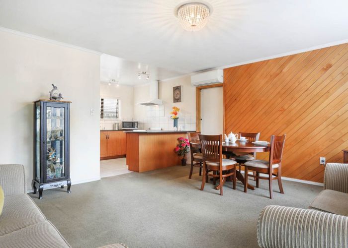  at 2/5 West Street, Papakura, Papakura, Auckland