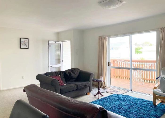  at 4A Powell Place, Henderson, Waitakere City, Auckland