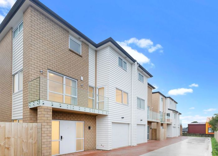  at 46C Elliot Street, Howick, Auckland