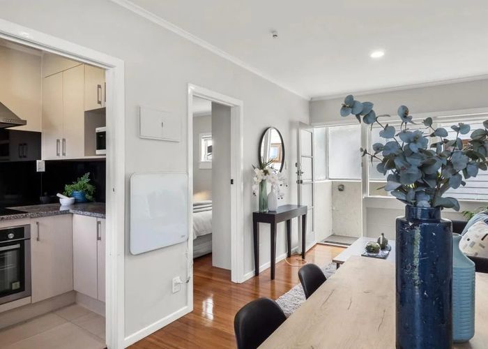  at 4/77 View Road , Mount Eden, Auckland City, Auckland