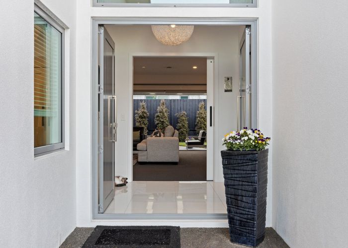  at 16 Mataroa Crescent, Flagstaff, Hamilton