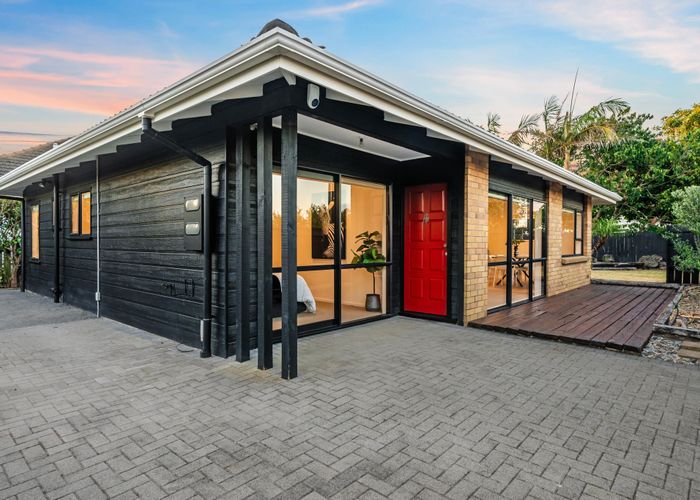  at 84B Panorama Road, Mount Wellington, Auckland
