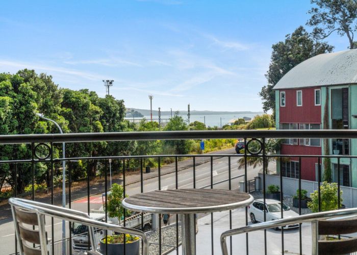  at 3N/118 Gladstone Road, Parnell, Auckland