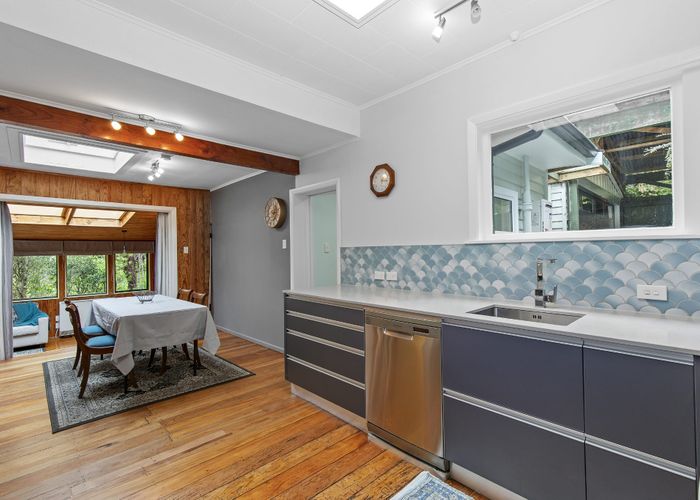  at 35 Wyndham Road, Pinehaven, Upper Hutt, Wellington