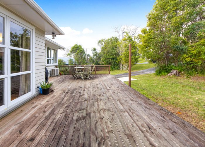  at 72 Colwill Road, Massey, Waitakere City, Auckland