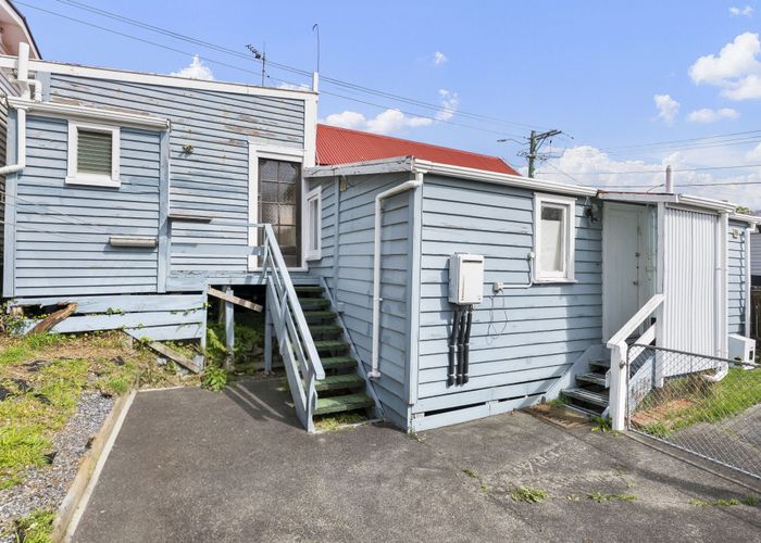  at 294 Karori Road, Karori, Wellington, Wellington