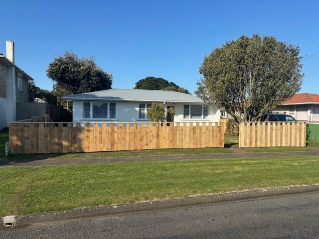  at 78 Polson Street, Castlecliff, Whanganui