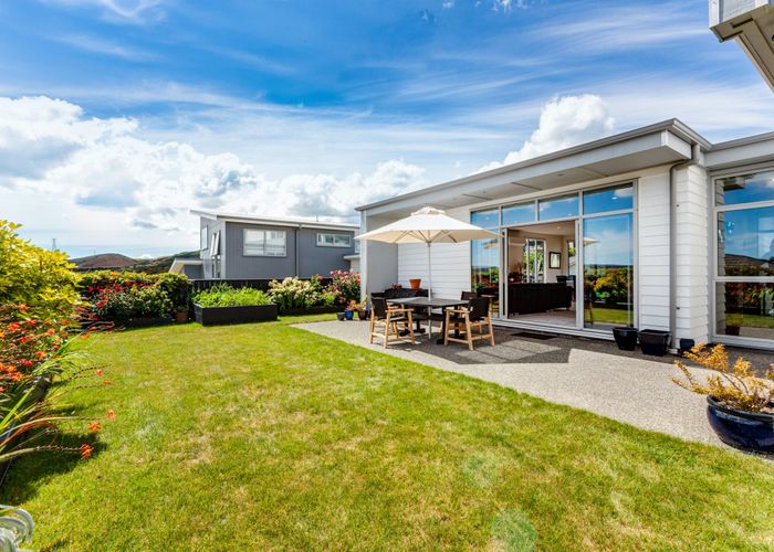  at 14 Ashwood Street, Woodridge, Wellington