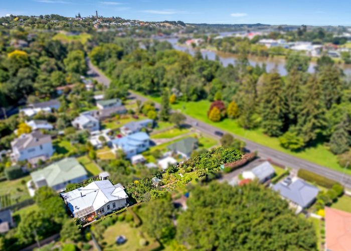  at 19A Ikitara Road, Whanganui East, Whanganui, Manawatu / Whanganui